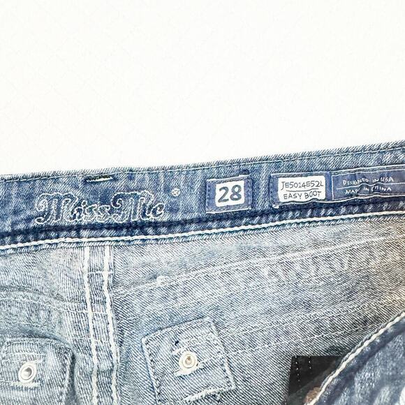Miss Me Easy Boot Bootcut Denim Jean Fleur De Lis Size 28 - Picture 7 of 9